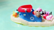 Peppa Pig SHARK ATTACK!!! Peppa Pig Family Boat Vacation Killer Whale and Sharks Pool DisneyCarToys