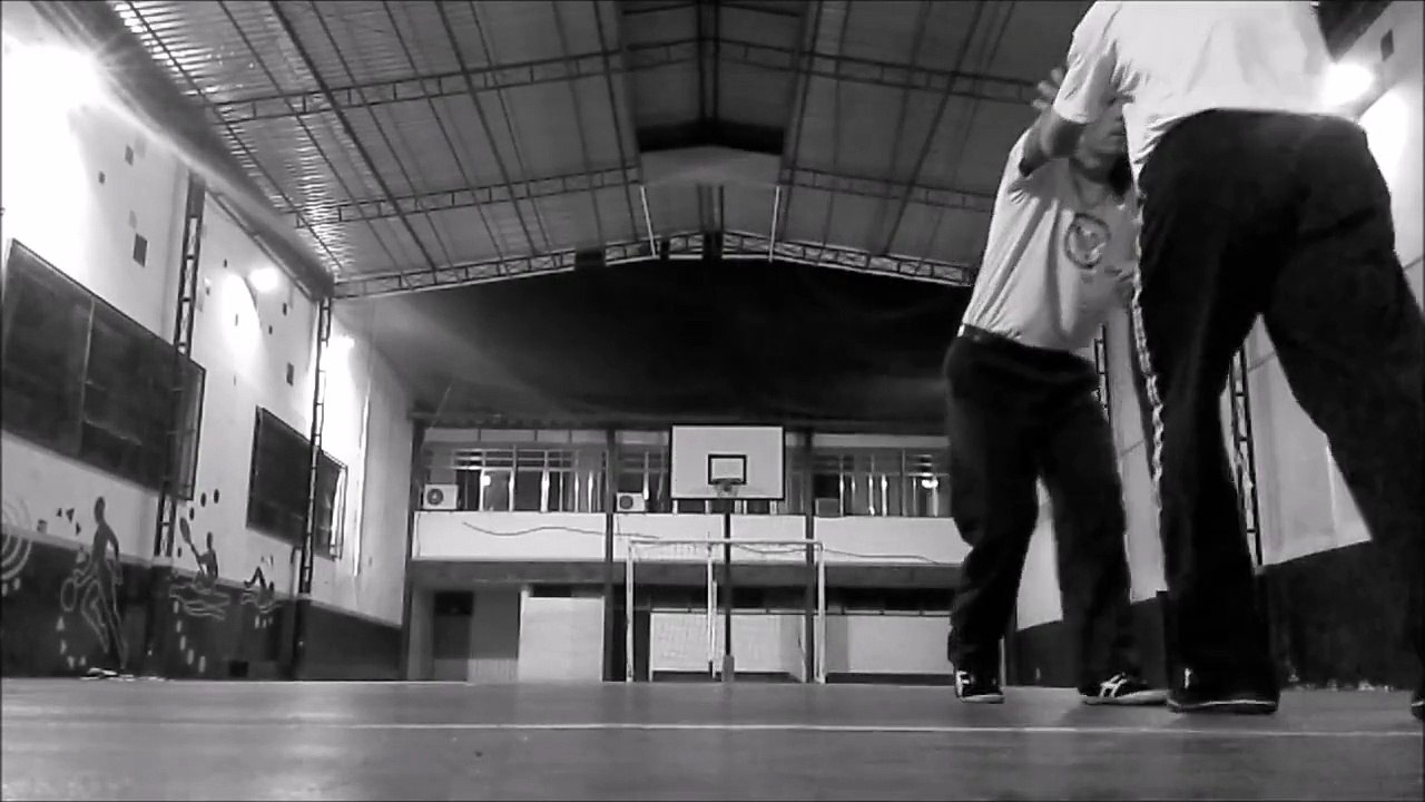 CAPOEIRA ANGOLA - jogo/treino/parceria