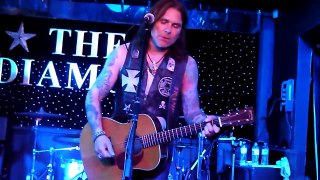 Mike Tramp & Lucer - More to Life Than This