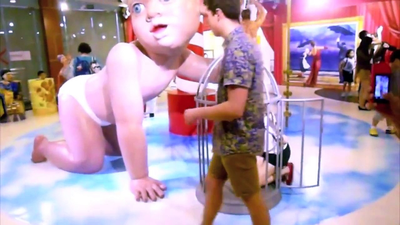 Celeste Chen at the Trick eye Museum SINGAPORE & Dance video