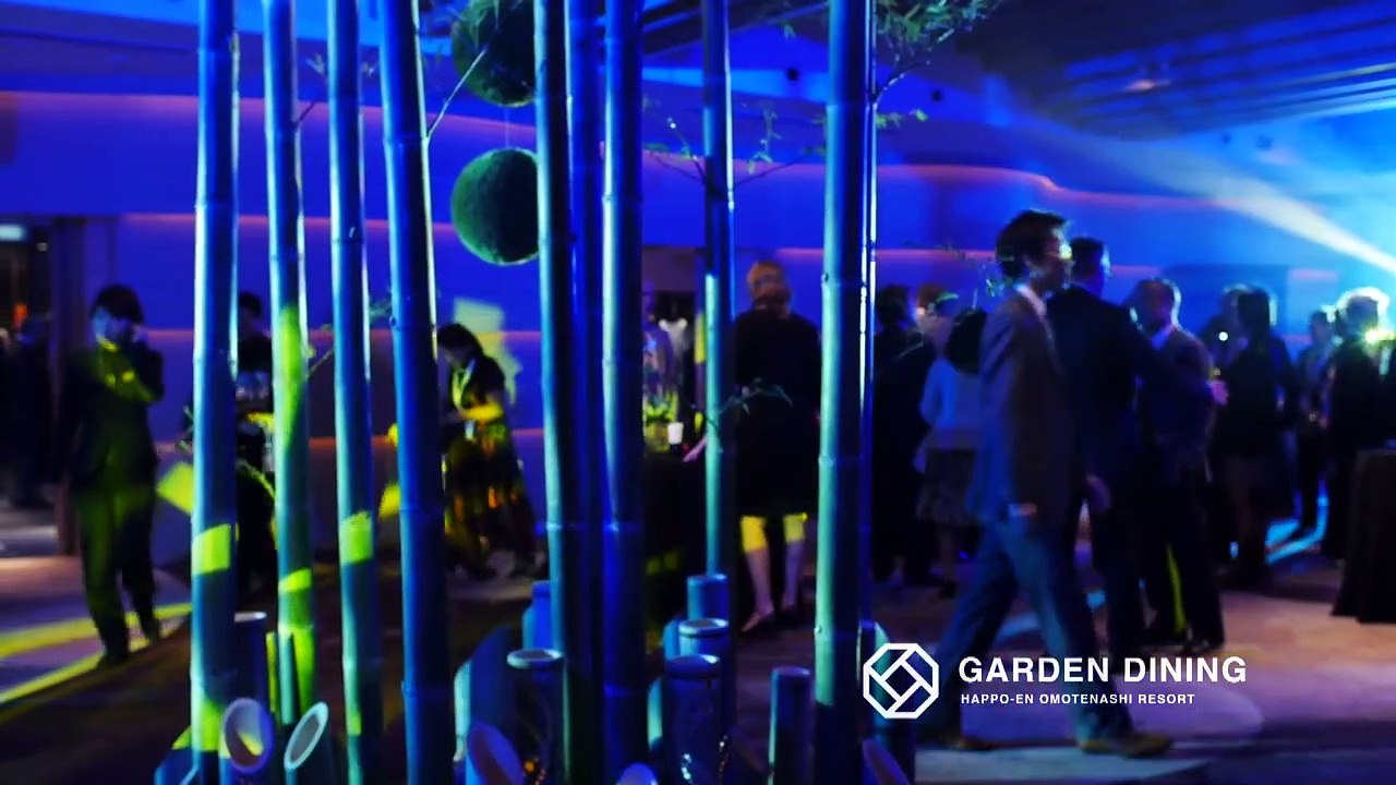 Japanese theme party in historic garden