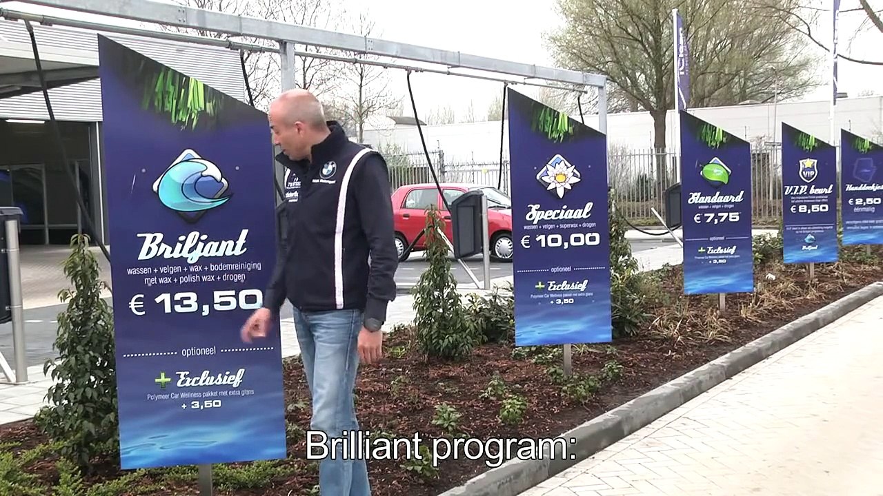 Tom Coronel at iClean Carwash