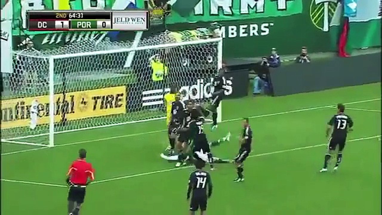 Bu kadarına da pes (Kaleciye helal olsun)