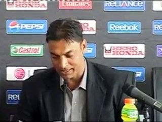 SHOAIB-AKHTAR-GOODBYE-SPEECH--Heart-Touching-Movement-For-His-Fans-And-For-Him
