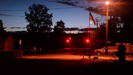 Metro North P32AC-DM OBLITERATES Chelsea Yatch Club (Hudson Line)