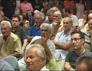 Ο Μανώλης Γλέζος στη Λιβαδειά.