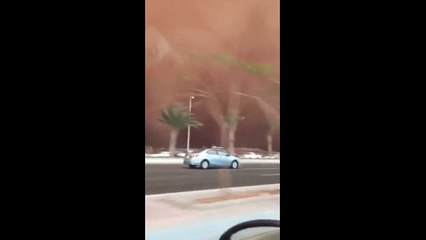 Massive sandstorm batters Saudi city