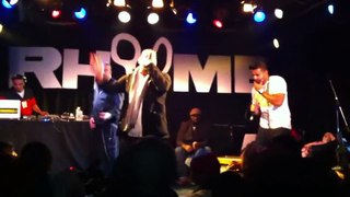 Dope freestyle from MC Juice, Rhymefest, Prime and others at Double Door Chicago, December 2010..
