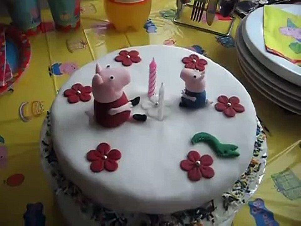 peppa pig cake