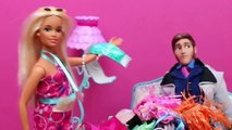 Barbie Pregnant Frozen Prince Hans Pool Swim Clothes DisneyCarToys Barbie Crazy Fight