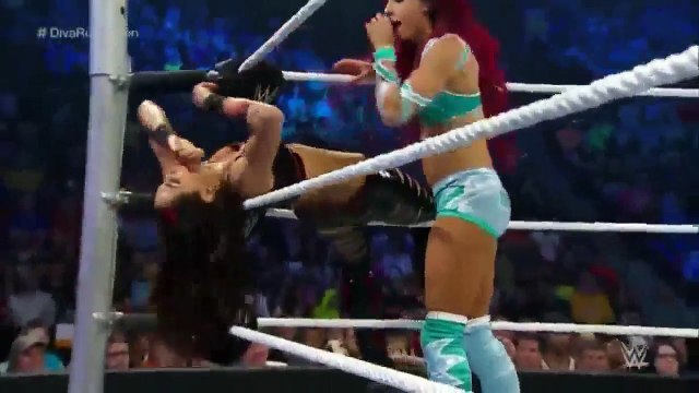Sasha-banks-vs-brie-bella-vs-becky-lynch-smackdown-aug-20-2015-1