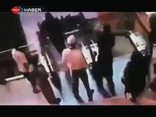 Engelli kadn merdivenlerden dütü