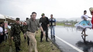 Mindefensa inauguró carretera construida por Ingenieros Militares