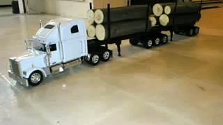 Custom 1/32 super B train logging truck log hauler