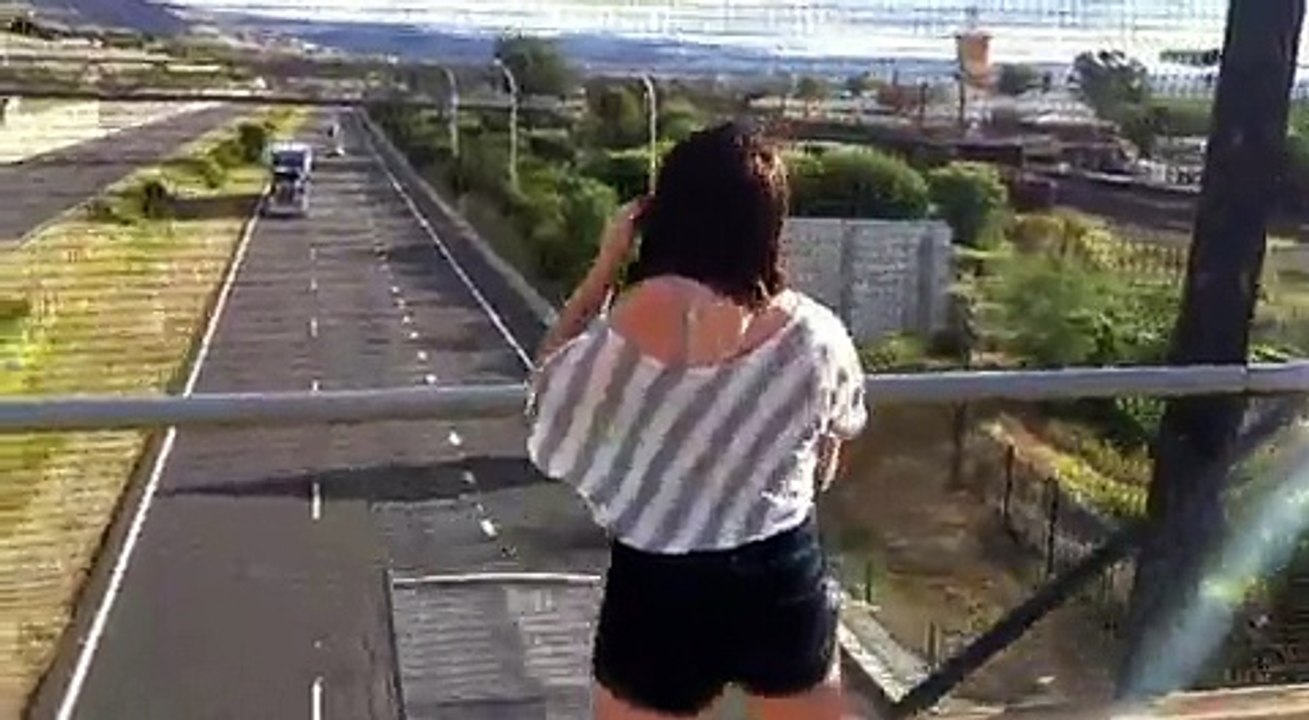 Jazzmin Owns Bridge