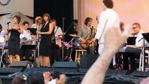 Ronnie Spector performs 