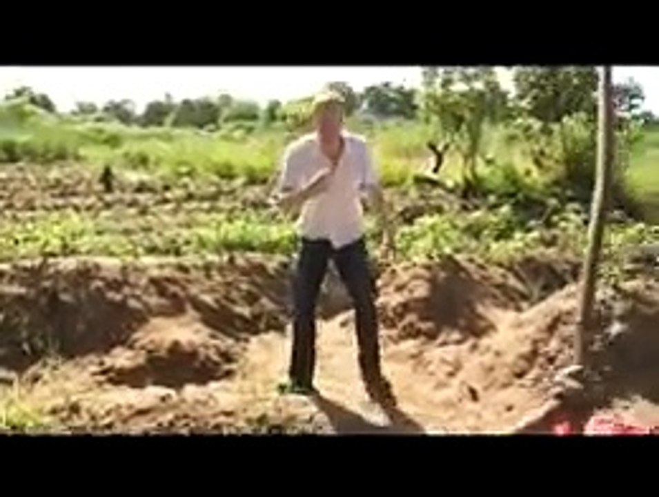 Soccer Aid films - Paul Bettany in Mozambique