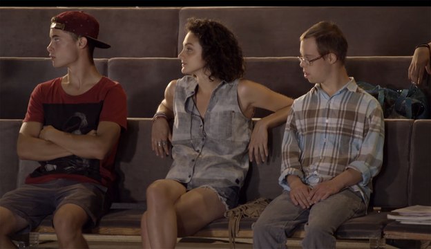 E15 - Bienvenue ! - avec audiodescription