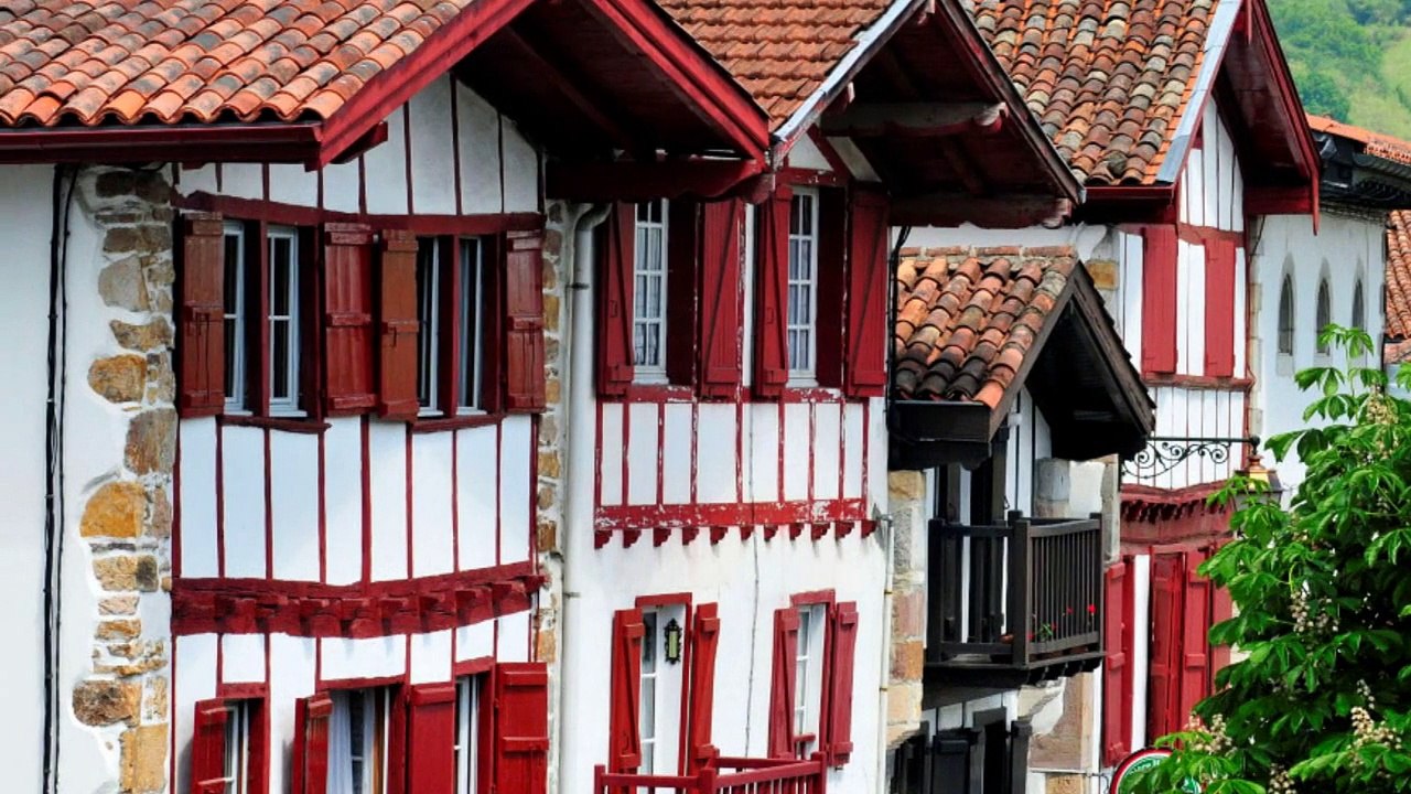 Les plus beaux villages de France Sare
