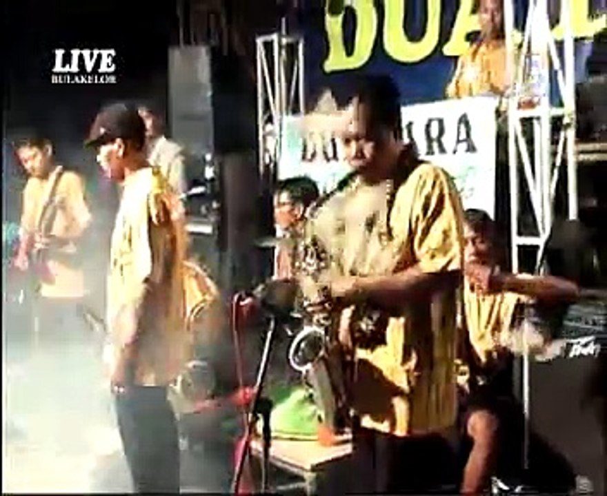 WULAN PURNAMA iing m @ Organ DUA DARA MUSIC Ketanggungan Brebes Clip KD Studio Larangan Brebes