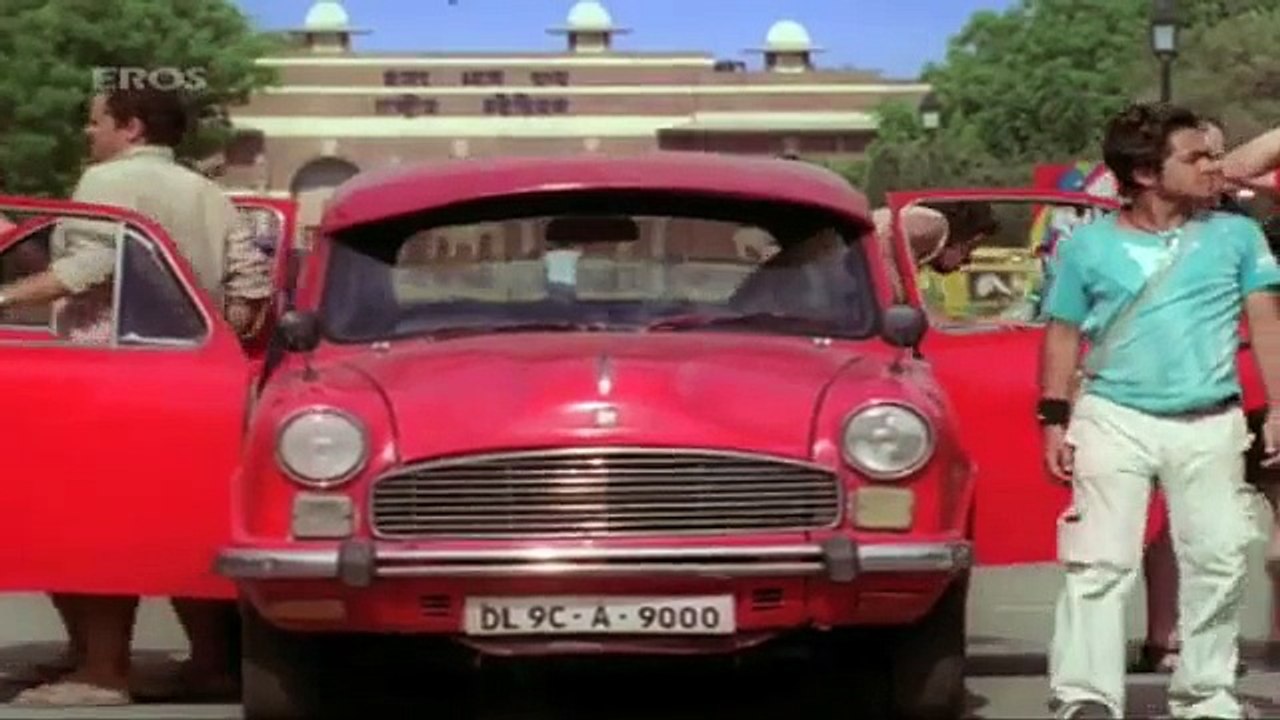 Arshad Warsi's witty act - Sunday