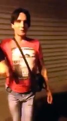 شاب يصوّر اعتدائه على عدد من المثليين جنسيا فى الشارع و ينشر الفيديو على الفايسبوك .