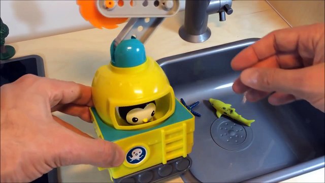Octonauts Toys CBeebies UK Lemon shark Shellington Kwazii Peso Barnacles Octonautas
