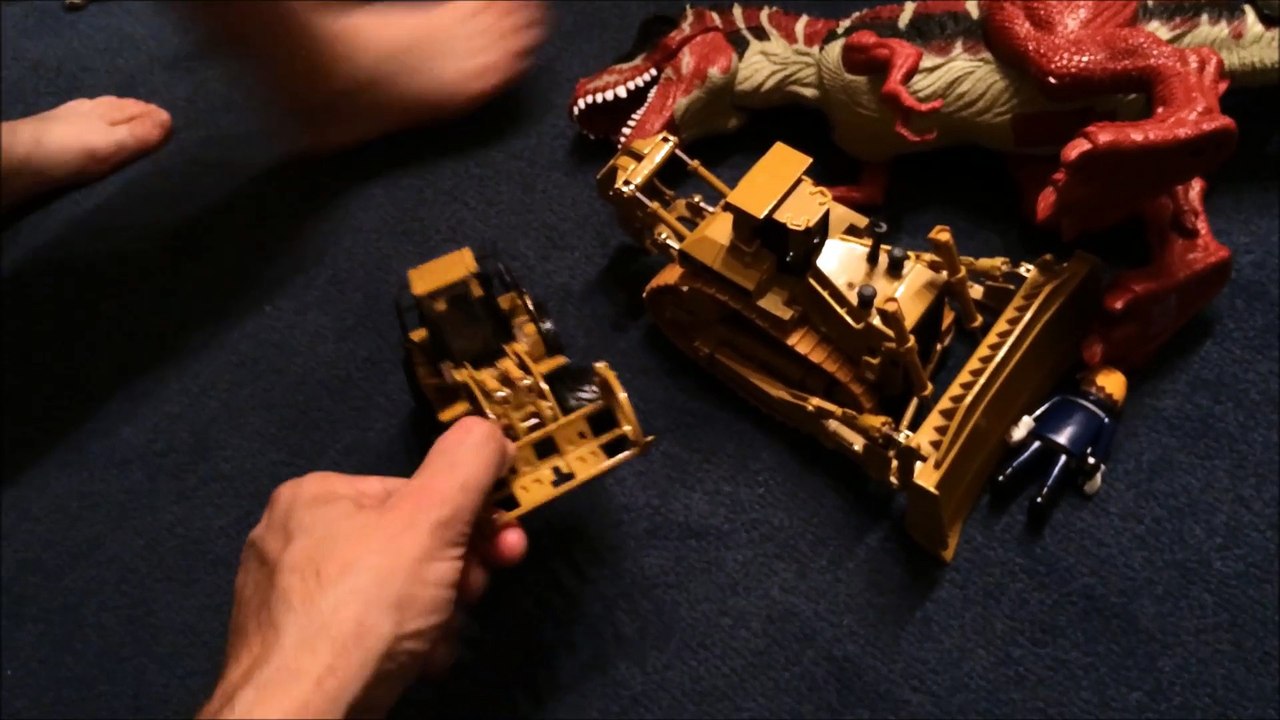 trucks  tractor Mini Caterpillar Construction Vehicles Toys 2 pieces Set Mighty Machines in Action kids videos fun