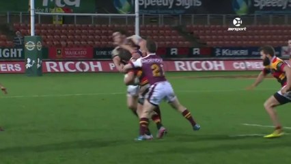 RUGBY - 75 kg scrumhalf Brad Weber massivly fends 135 kg prop Jamie Mackintosh