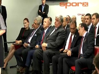Ünal Aysal mazbatasını aldı