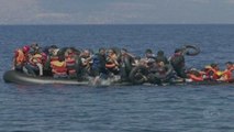 Naufrágio deixa quase 35 imigrantes mortos na Grécia