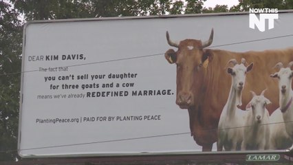 Kim-Davis-Mocking Billboard Appears In Her Hometown