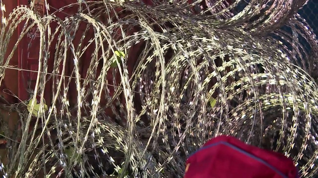 La Hongrie ferme sa frontière avec la Serbie