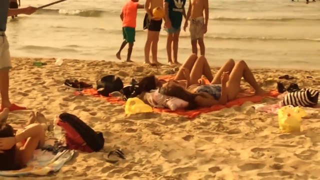 Розыгрыш на пляже ! Prank ! FANNY VIDEO 2015