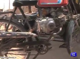 Man Turns bicycle into motorcycle with speed 40 Km/h