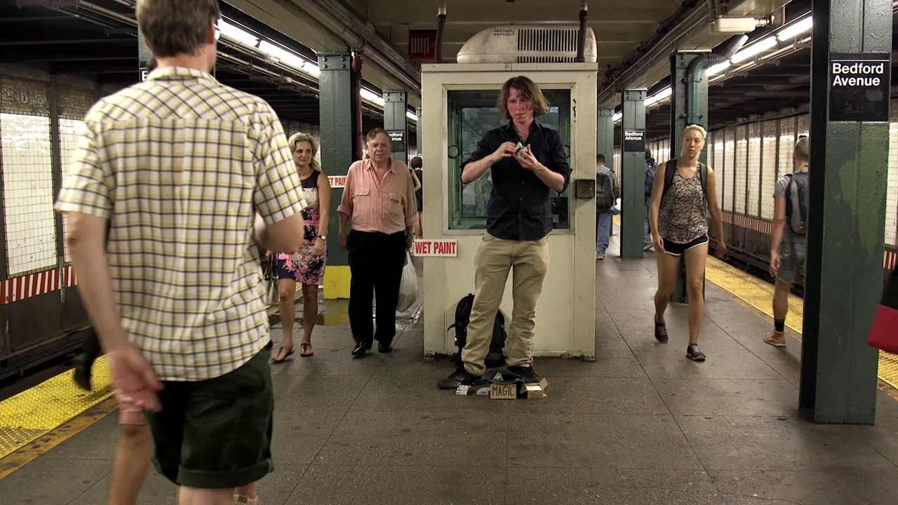 Watch This Mind-Blowing Blind Magician Wow L Train Riders