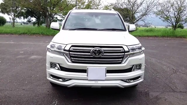 Giá xe Land Cruiser 2016 tại Toyota Mỹ Đình - 0906.08.0068