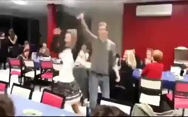 Güzel Rus Kz Mini Etekle Dans Ederse Olaca Budur