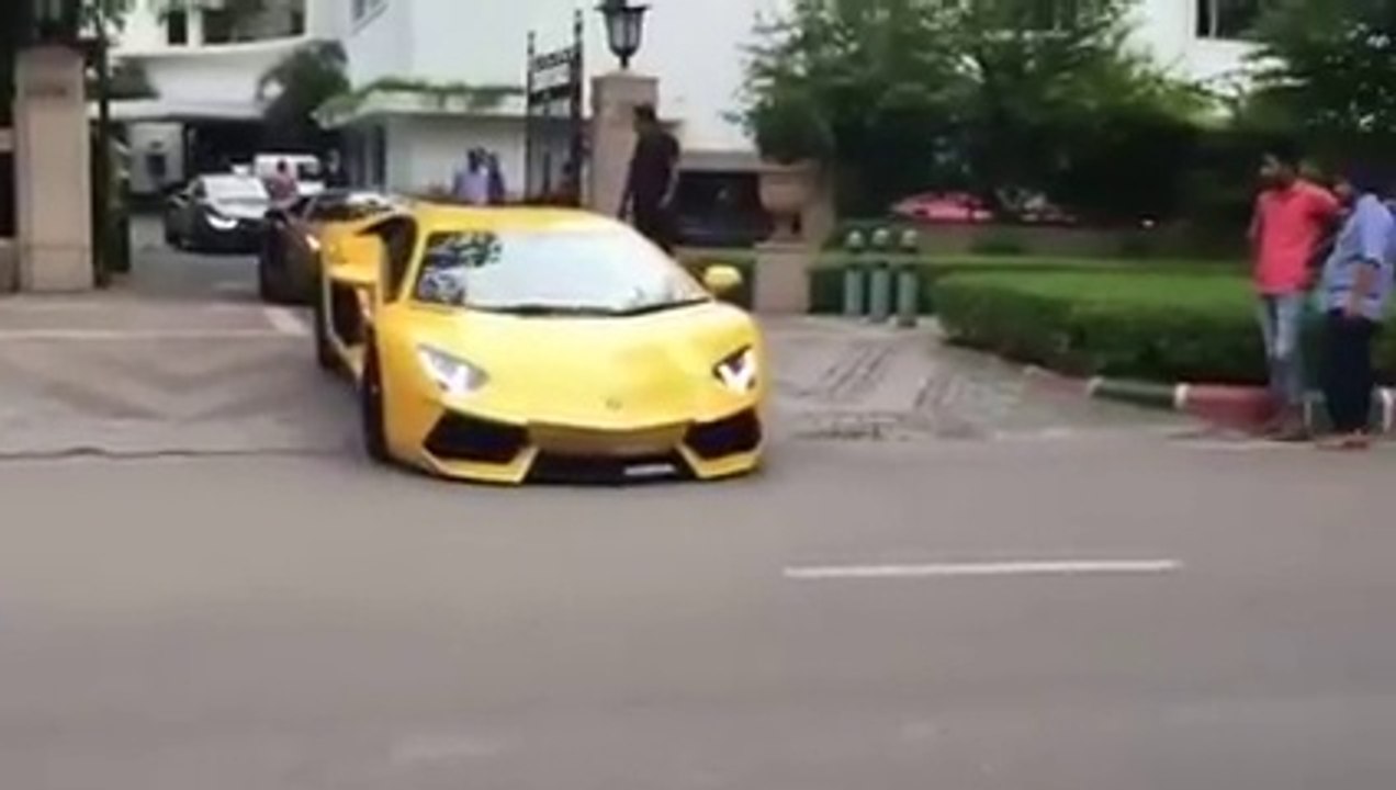 World's Top 15 Best Luxury Cars Video Clip