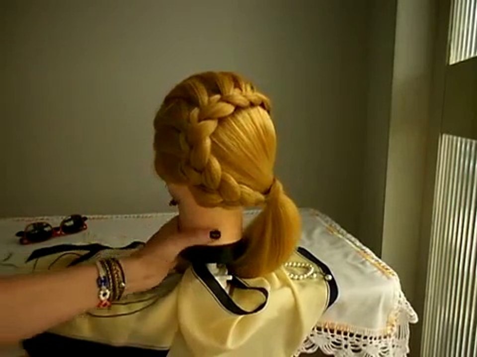 Hair Style Crescent Moon Braid