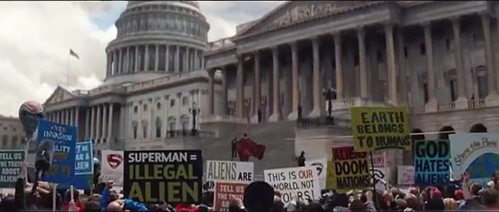 Batman-v-Superman-Dawn-of-Justice-Official-Trailer-1-2016-1-Henry-Cavill-Ben-Affleck-Movie-HD