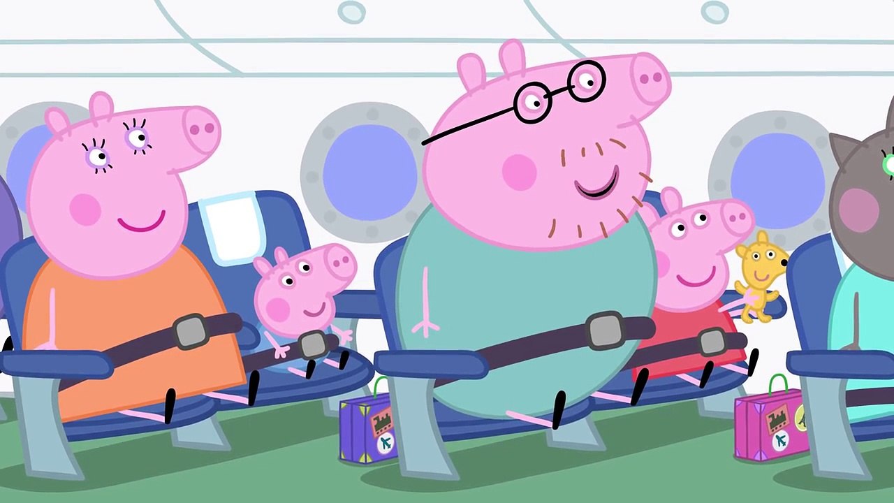 Peppa Pig - Flying On Holiday (Clip)