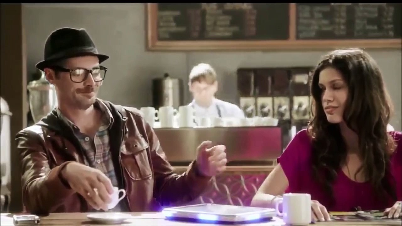 Samsung Flexible OLED Display - CES 2013