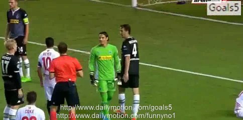 Kevin Gameiro Penalty MISS Sevilla 1 - 0 Monchengladbach Champions League 15-9-2015