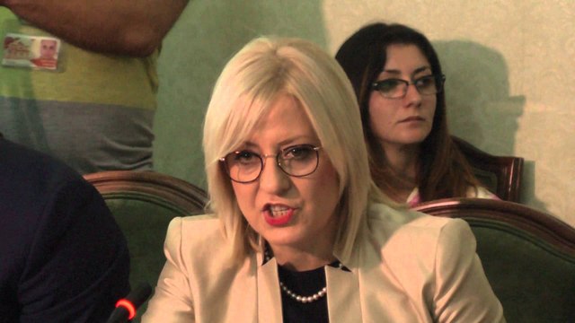 PS “JO” dekretit për arsimin PD: Do e çojmë në Kushtetuese