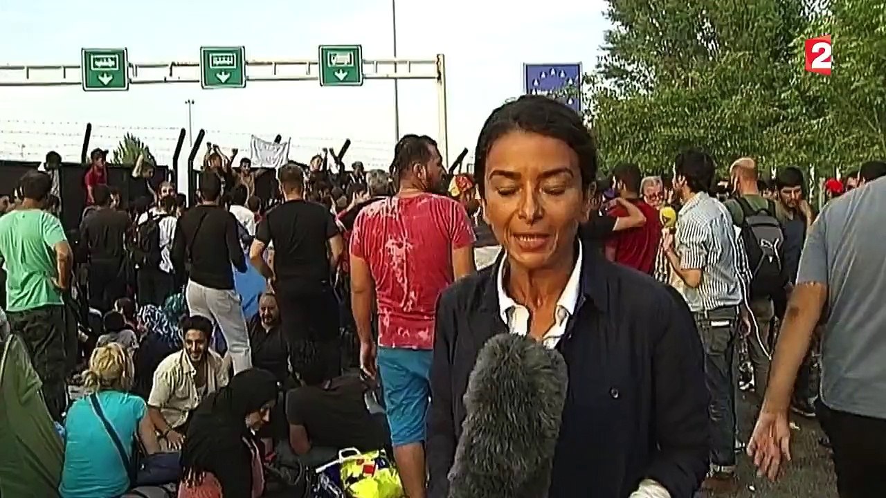 "Honte à l'Europe" lancent les migrants stoppés aux portes de la Hongrie