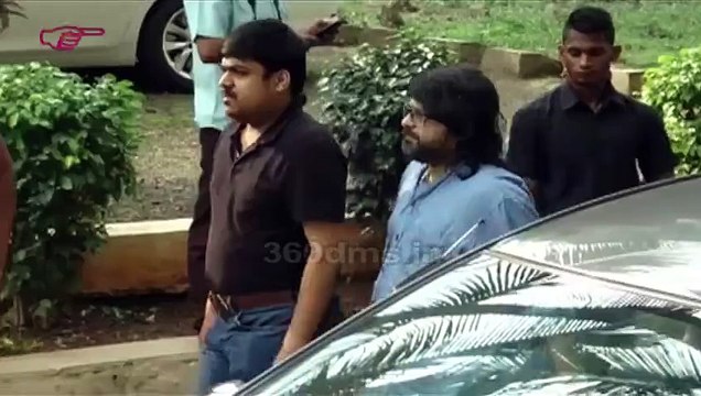 Shahrukh Khan, Rohit Shetty, Gautam Gulati & More At Shah Rukh Khan At Karim Morani's Mother Funeral