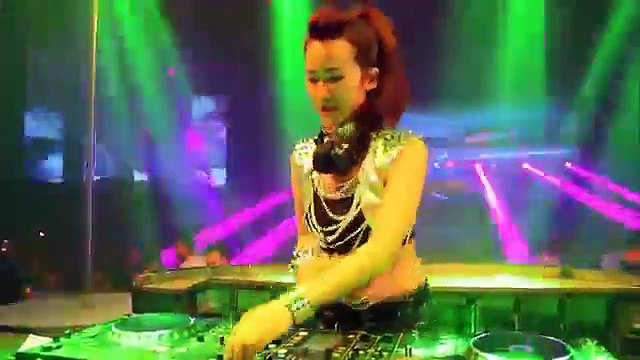 Dj Trang Moon diễn tại New Phương Đông full