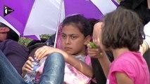 Des centaines de réfugiés bloqués à la frontière hongroise