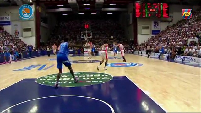 Musical benvingut Shane Lawal, nou jugador del Barça Lassa (bàsquet)